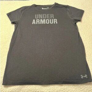 Under Armour Black Ladies Loose Fit Tee, EUC, Size Medium